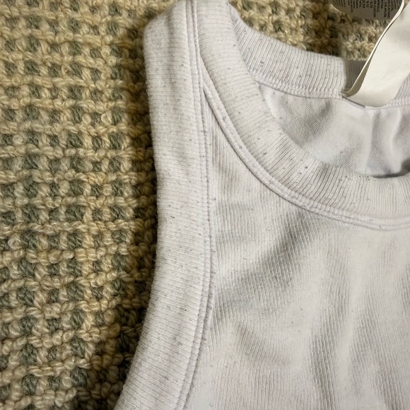 Alo Yoga Seamless Delight Bra Top – White – Size Medium - Picture 3 of 11